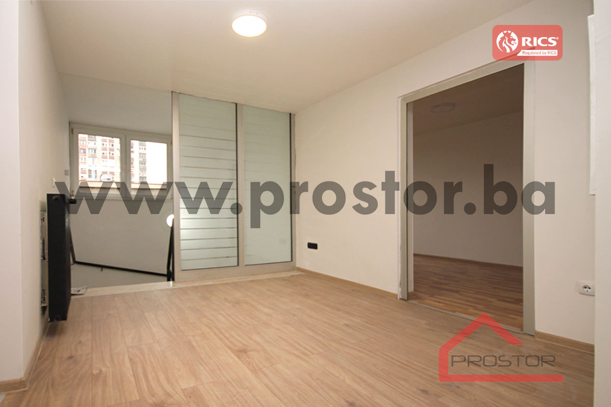 PROSTOR prodaje: Poslovni prostor, 227m2, Novo Sarajevo 15
