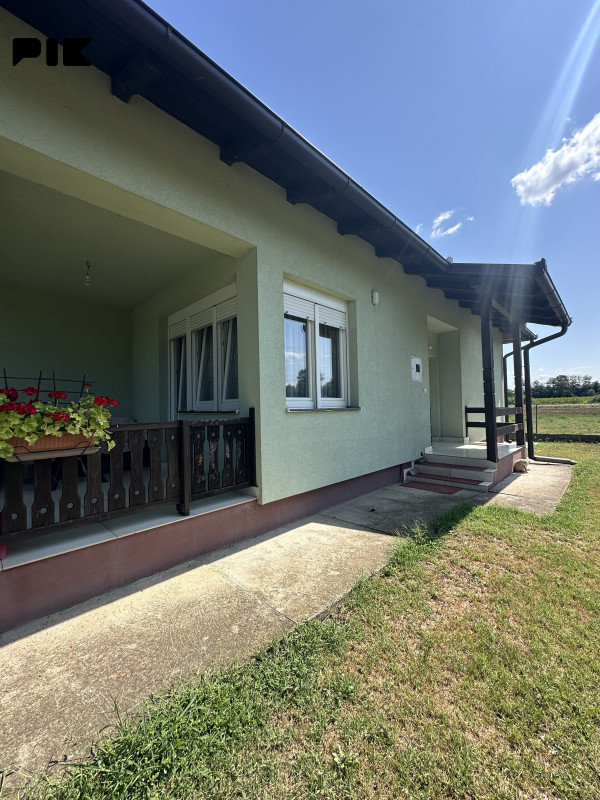 Porodično imanje-Gornji Kladari 4
