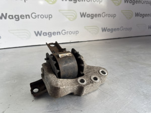 Nosac motora Jeep Compass 2014 (fotografija 2)