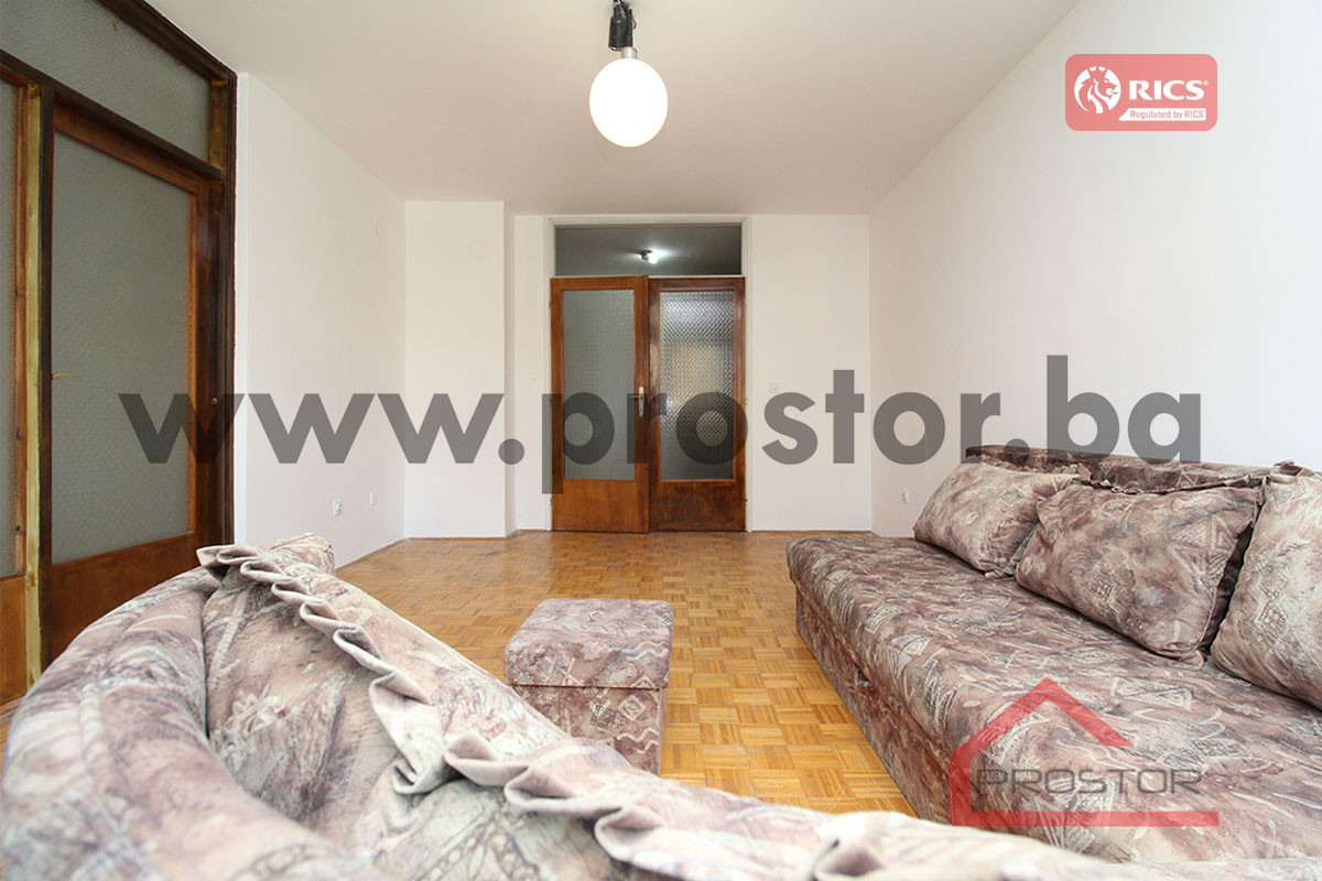 PROSTOR prodaje: Trosoban stan sa balkonom, Vojničko polje photo 4