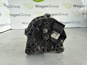 Alternator Nissan Qashqai J11 2015 (fotografija 1)