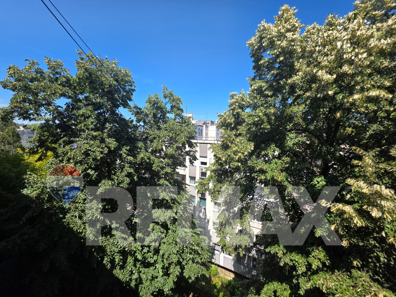 Komforan trosoban stan 83m2/ Centar 7