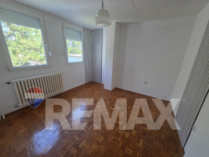 Komforan trosoban stan 83m2/ Centar photo 2