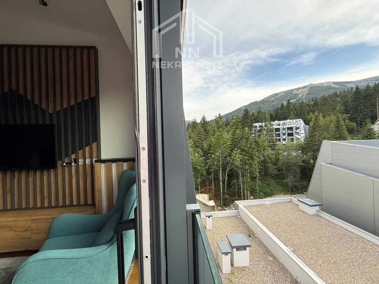 NN Nekretnine : Dvosoban apartman 45,6m2 sa garažom - Bjelašnica 8