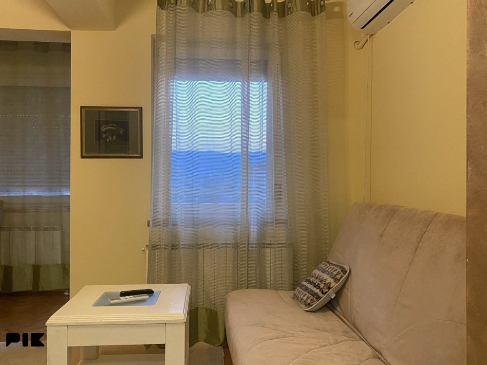 Iznajmljujem stan Banja Luka 6