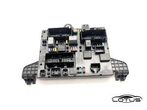 Kutija osigurača Opel ASTRA J 365927271 13302301