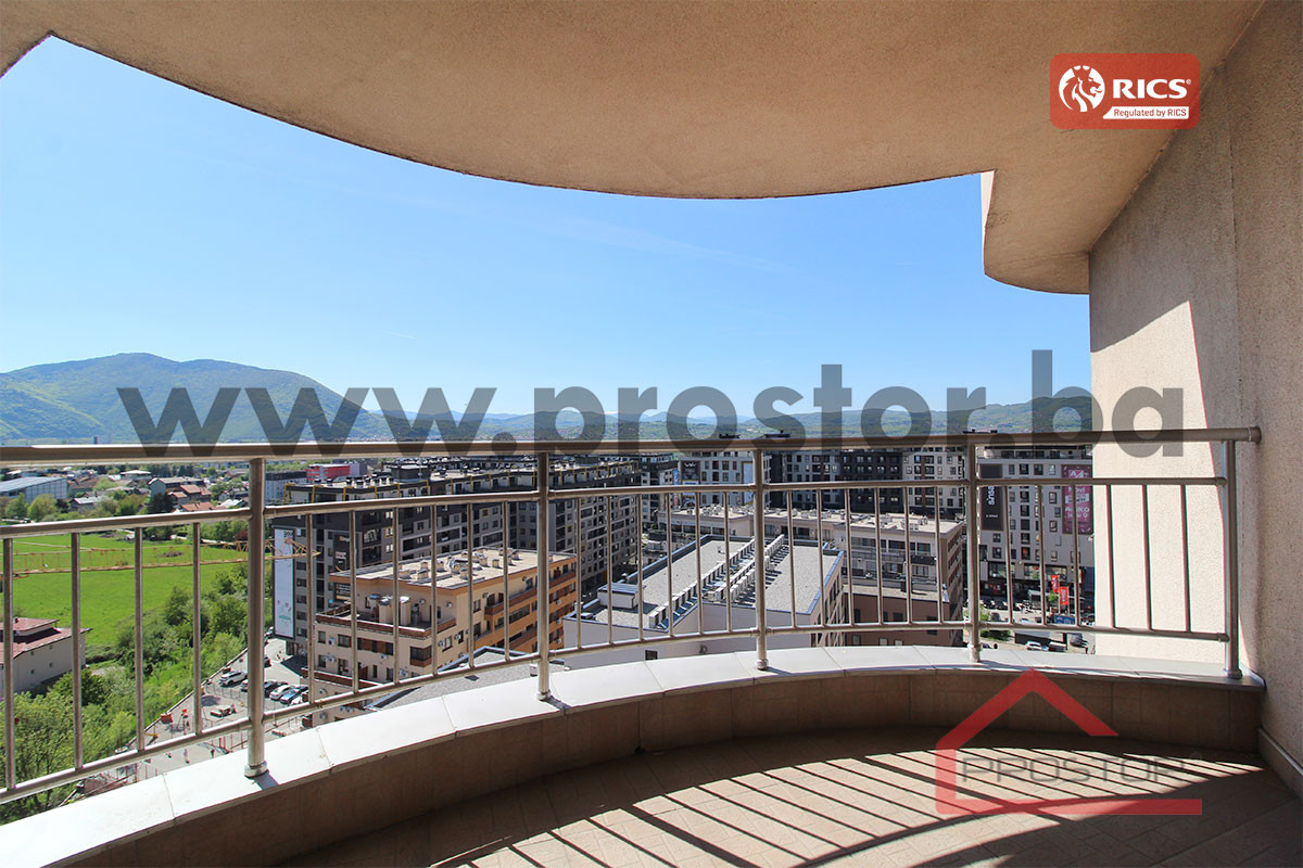 PROSTOR izdaje: Petosoban penthouse, Stup 18