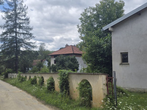 Komplex vise kuca i okucnica KOPCIC, BUGOJNO 210.000eura