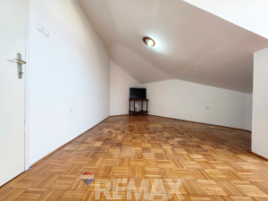 Jednosoban stan 35m2 u naselju Mjesec photo 2