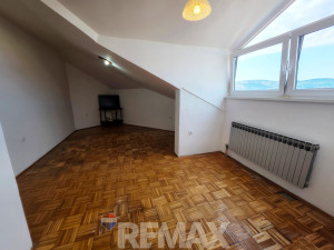 Jednosoban stan 35m2 u naselju Mjesec photo 4