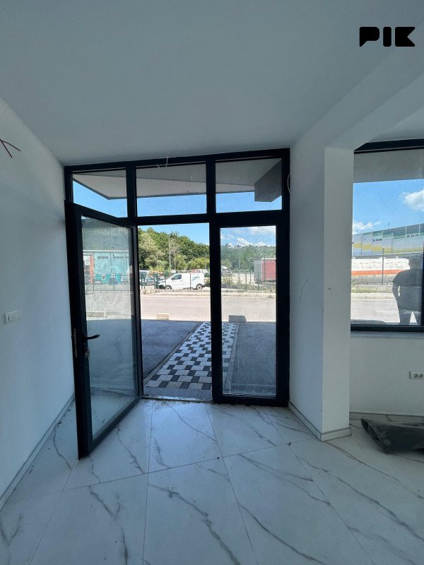 PRODAJA - Poslovni prostor 500 m2 - Rajlovac - Sarajevo 11