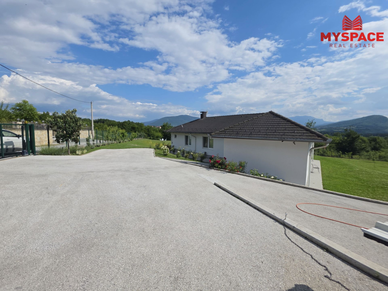 MY SPACE/ Luksuzna kuća sa zemljištem/ Rakovica/ 145 m2 13