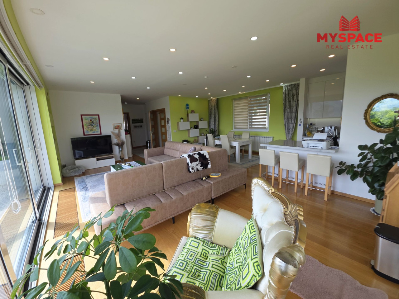 MY SPACE/ Luksuzna kuća sa zemljištem/ Rakovica/ 145 m2 16