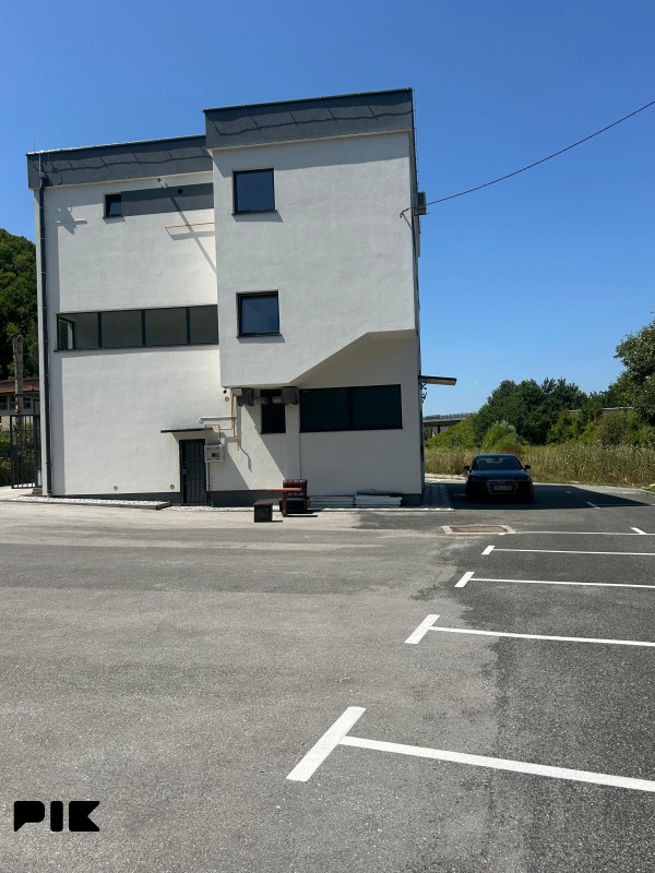 PRODAJA - Poslovni prostor 300 m2 - Rajlovac Sarajevo 3