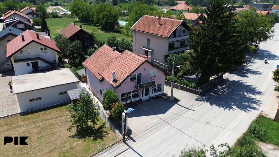 Dvospratna kuća sa poslovnim prostorom, Perin Han 2
