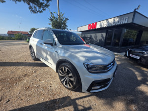 Volkswagen Tiguan R-line2.0 TDI 140 KW/DSG/4X4/PANO/LED/KAMER/FUL