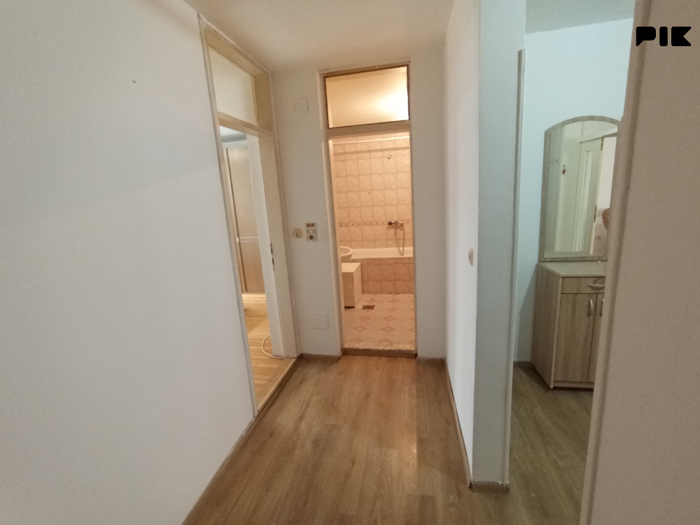 Stan 63 m2 Lukavica prizemlje 11