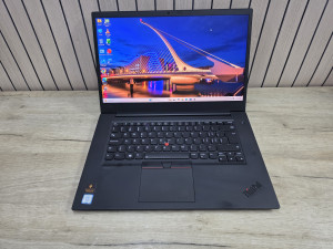LENOVO ThinkPad P1 Workstation 15.6" 4K; Xeon W-10855M; 32GB DDR4