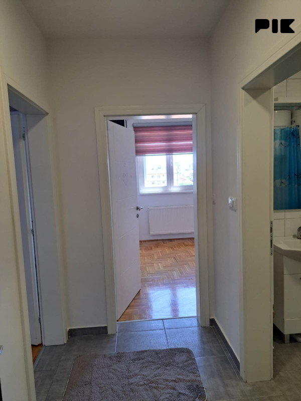 Namješten stan 52 m2 odmah useljiv 12