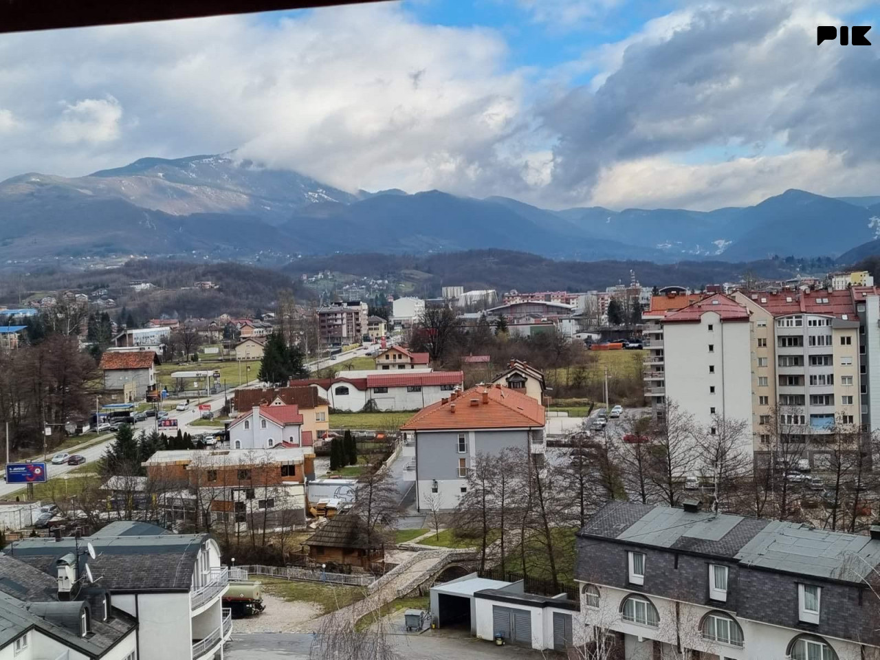 Luksuzan, opremljen penthouse na Dobrinji, s velikom terasom 19