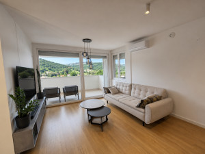Luksuzan, opremljen penthouse na Dobrinji, s velikom terasom photo 3
