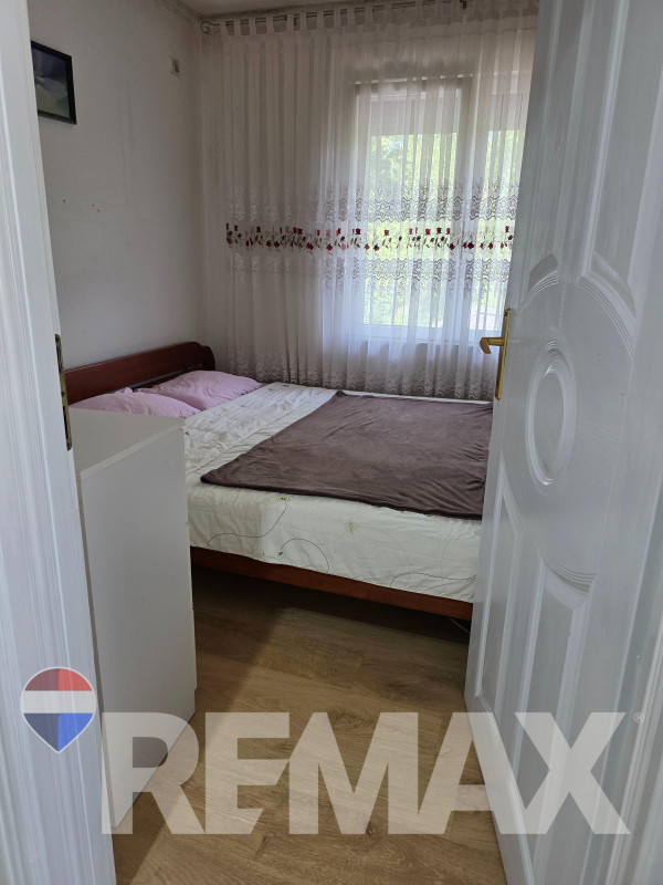 STAMBENO-POSLOVNI OBJEKAT - ŠUŠNJARI, LAKTAŠI 29