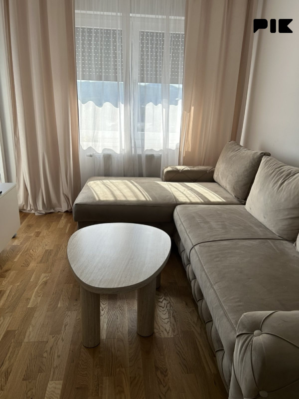 Namjesten stan 41 m2, Lazarevo