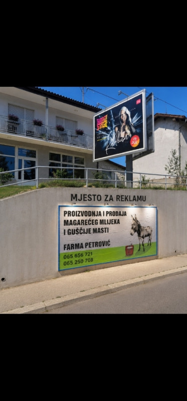 IZDAJE SE ATRAKTIVAN REKLAMNI PANO-BANJA LUKA 4