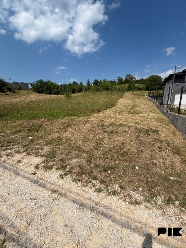 Građevinsko Zemljište Ilidža/598m2/Rakovica 6