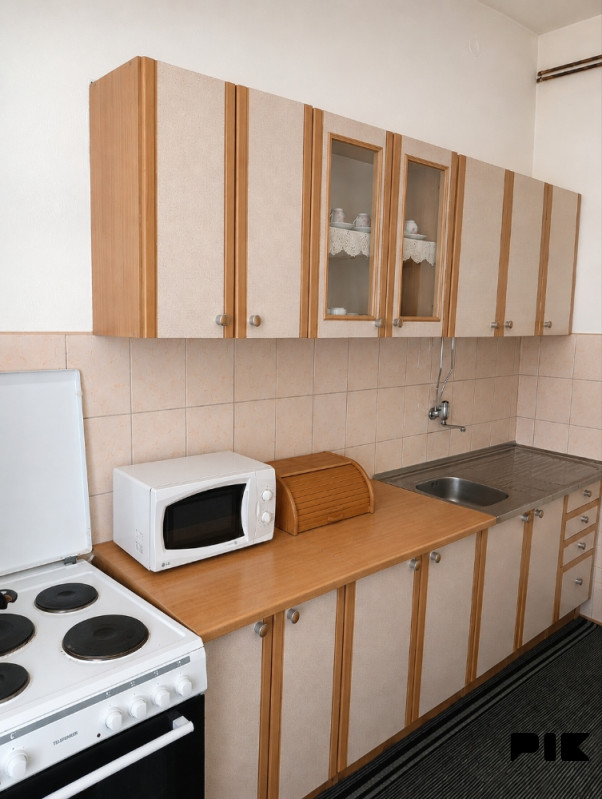 Kuća Turija (Lukavac) - 180 m2 + 60 m2 poslovni prostor 9
