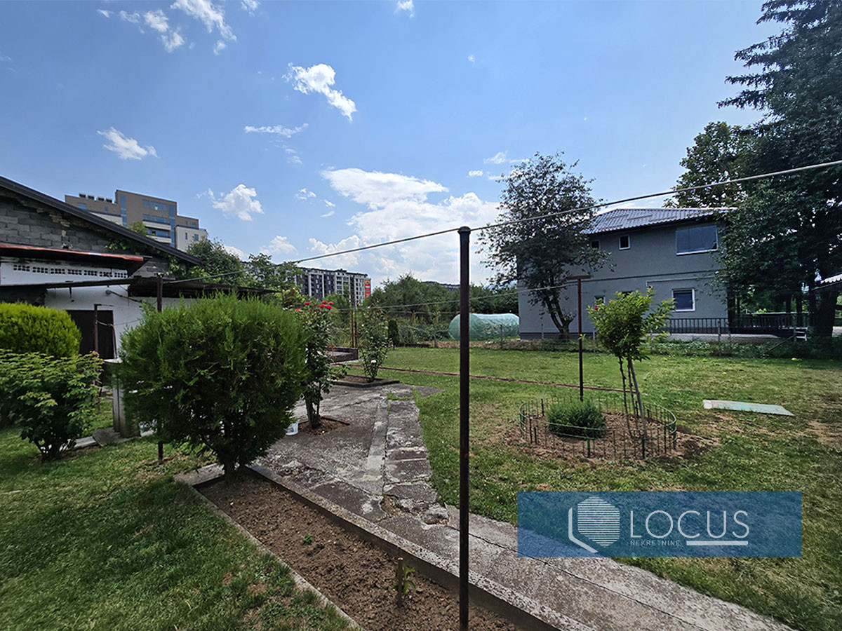 LOCUS: Parcela za izgradnju zgrade, Nikole Šopa, Stup 8