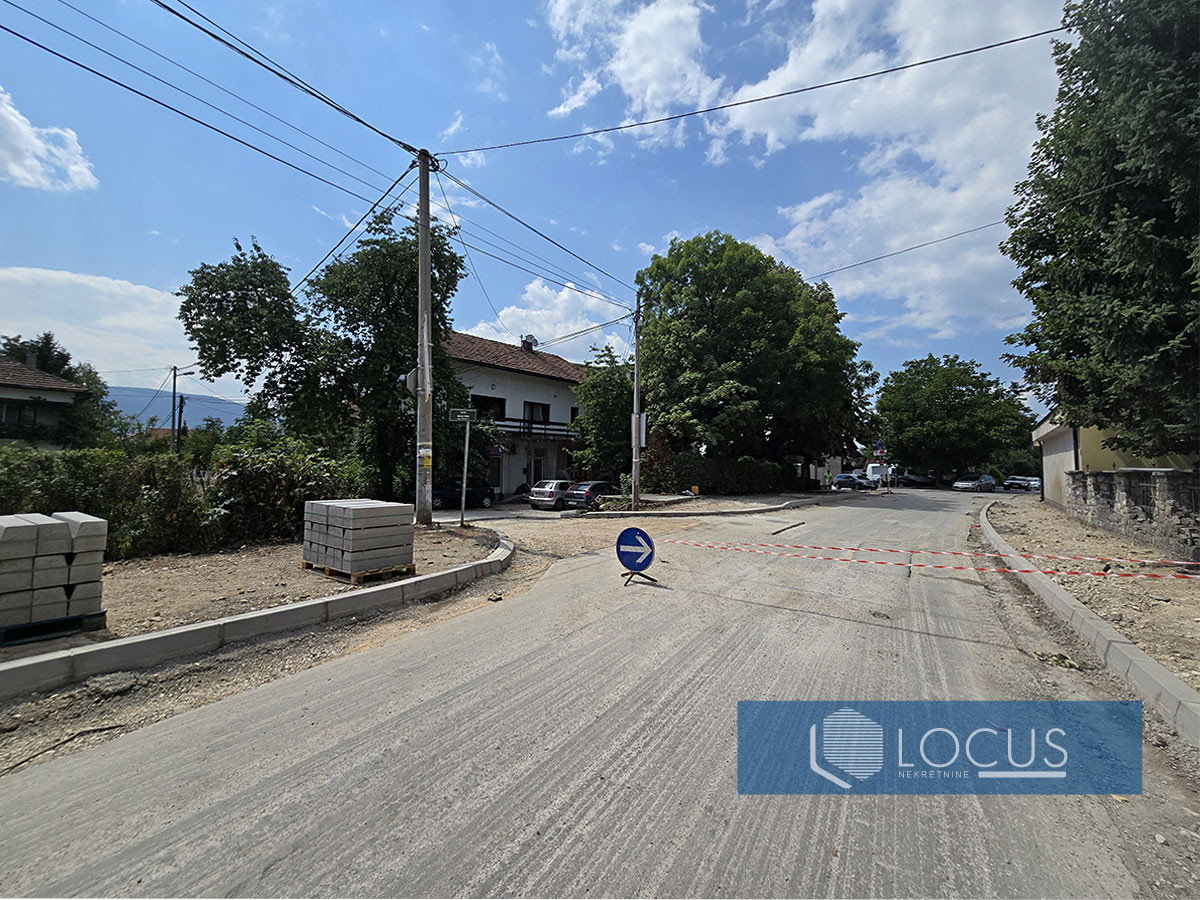 LOCUS: Parcela za izgradnju zgrade, Nikole Šopa, Stup 10