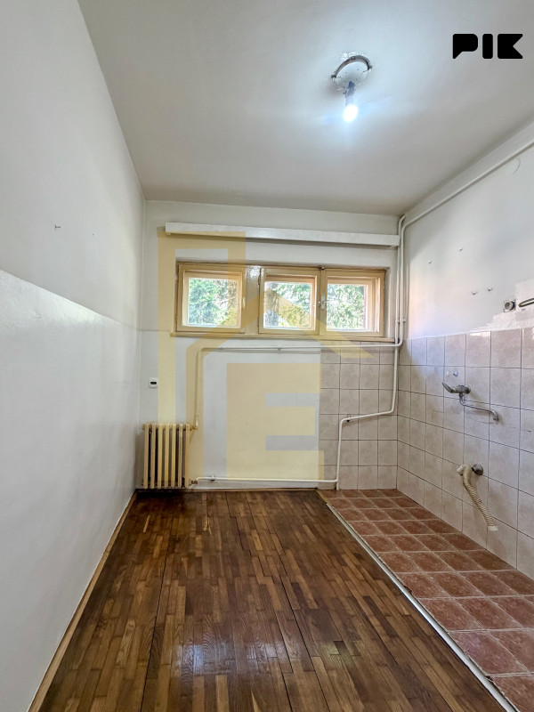 Iznajmljujemo kancelarijski prostor u Centru grada 18