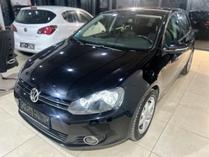 Volkswagen Golf 2010 VW GOLF VI 1.6 TDI ,2010 GOD, REGISTROVAN ,