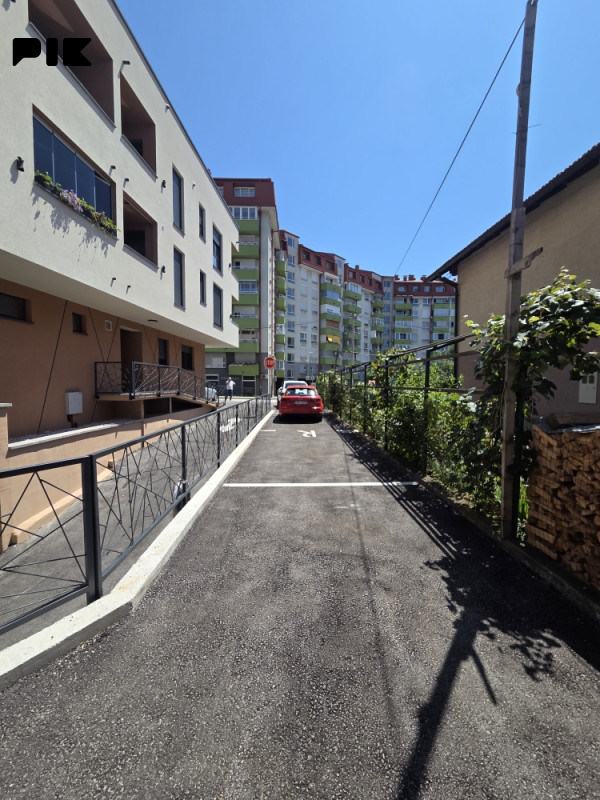 Parking mjesto | garaža Dobrinja 2