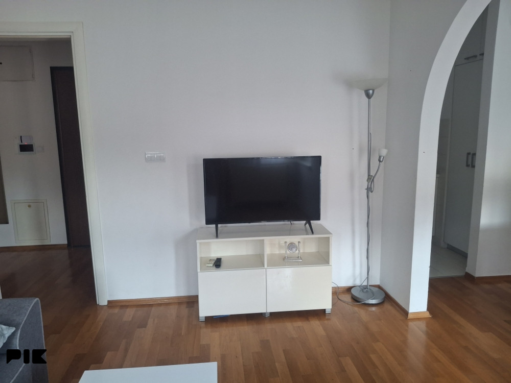 Dvosoban stan centar Banja Luka 7