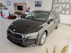 SKODA OCTAVIA A8 ESSENCE 2.0 TDI DSG7 150 KS-na stanju