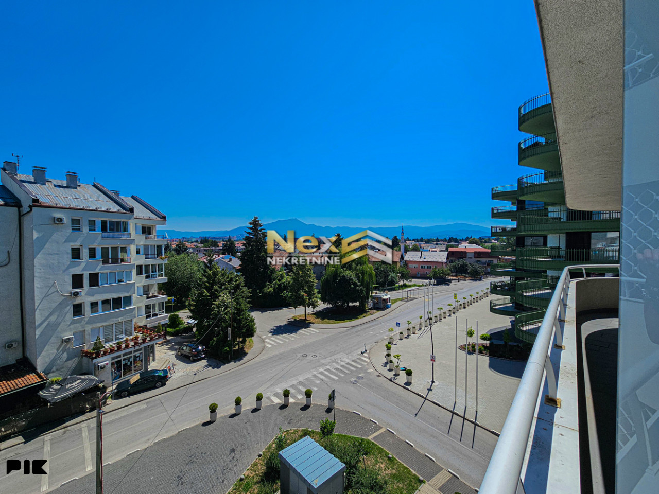 Moderno namješten stan sa parking mjestom SARAJEVO WAVES 2 8