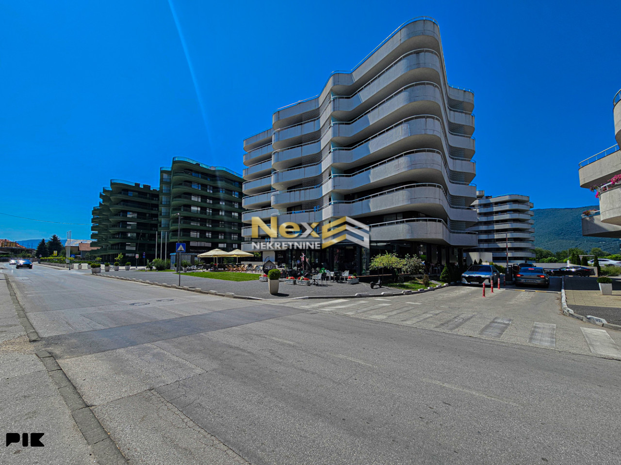 Moderno namješten stan sa parking mjestom SARAJEVO WAVES 2 18