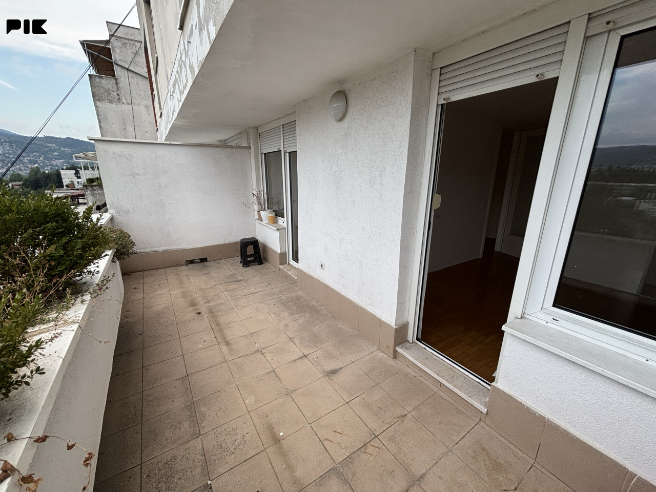 Trosoban stan sa terasom, Ciglane - Centar 86m2 12