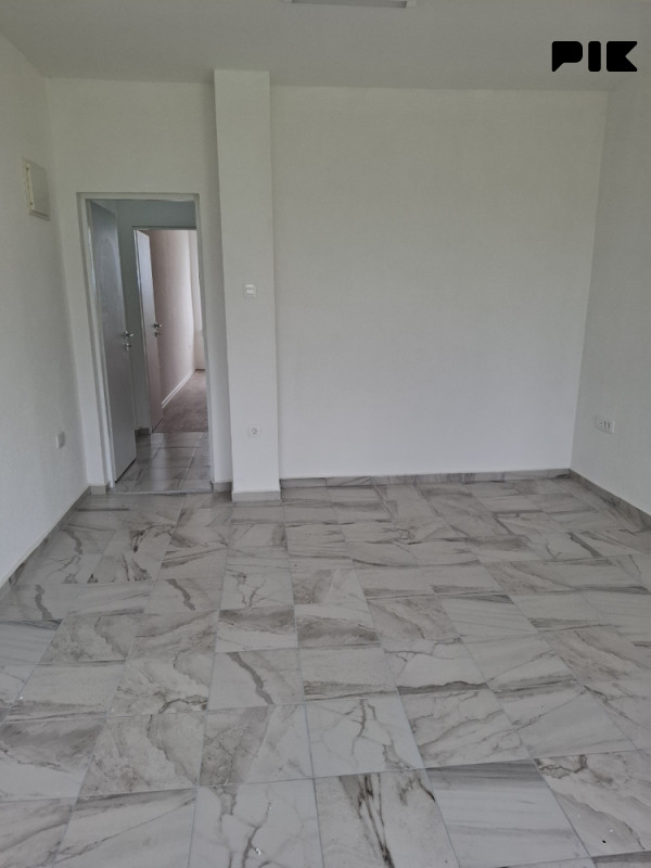 Poslovni prostor Donji Vakuf 4