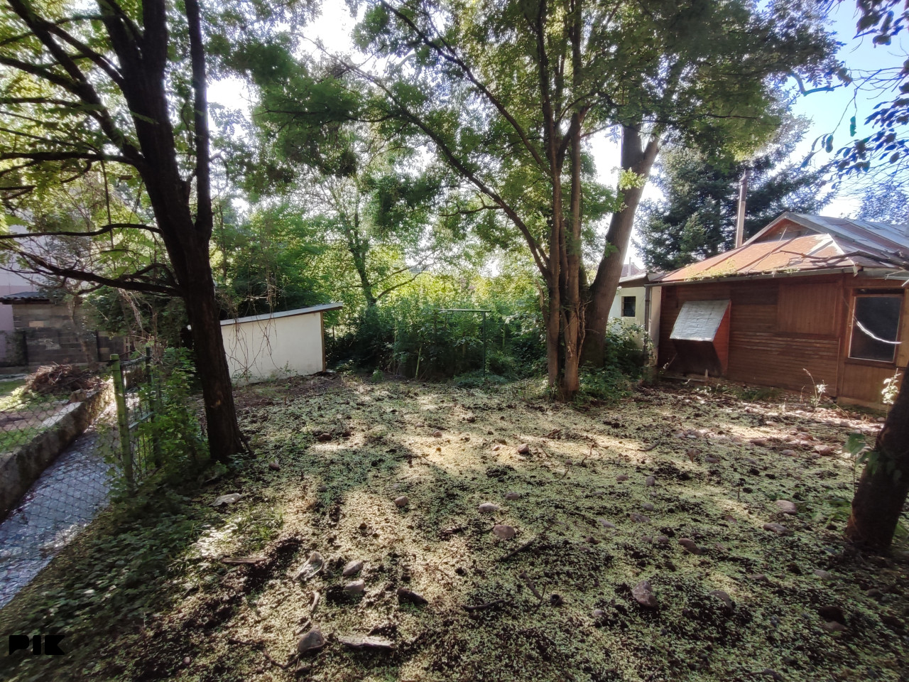 Kuća na parceli od 900m2 na odličnoj lokaciji, Butmir, Ilidža 7