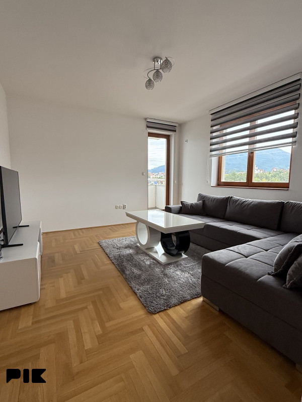 Stan Istočno Sarajevo 60m2 2