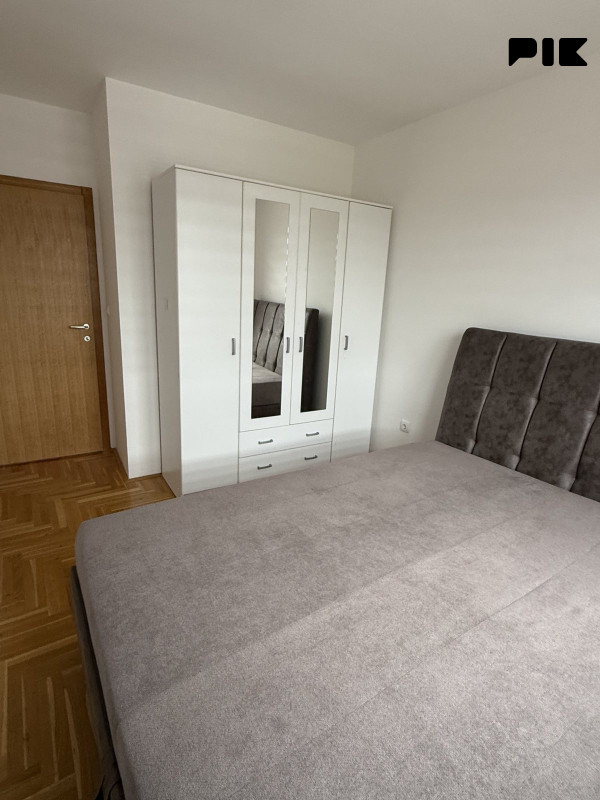 Stan Istočno Sarajevo 60m2 9