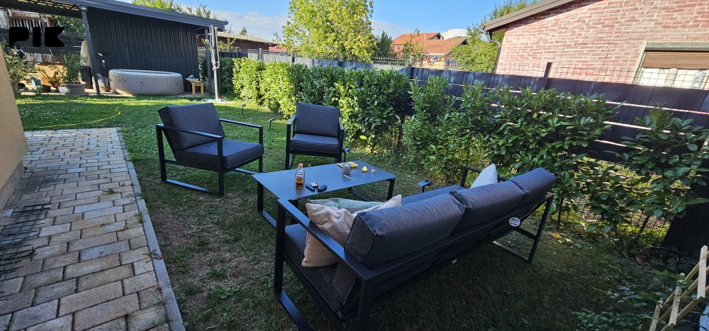 Kuća za odmor - jacuzzi - za porodicu i par - Lazarevo 15