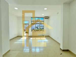 Na prodaju atraktivan poslovni prostor, naselje Lazarevo photo 1