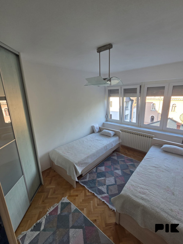Stan Sarajevo 40m2 dvosoban - strogi centar 9