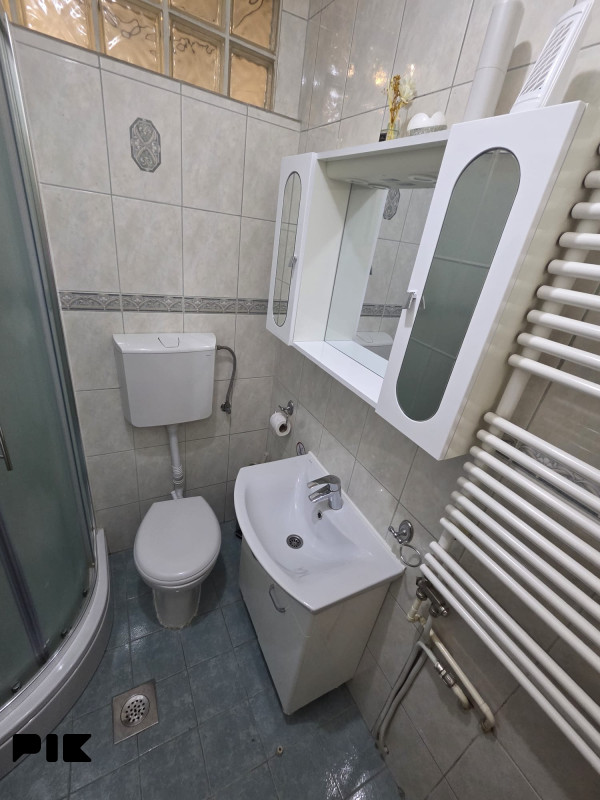 Stan Sarajevo 40m2 dvosoban - strogi centar 11