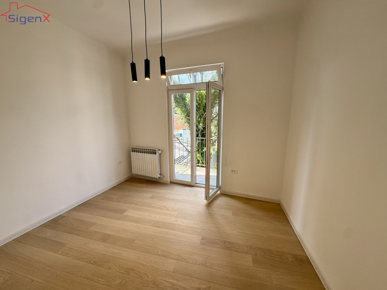 NOVO ADAPTIRAN/Četverosoban stan/Centar/96m2/poslovni prostor 10