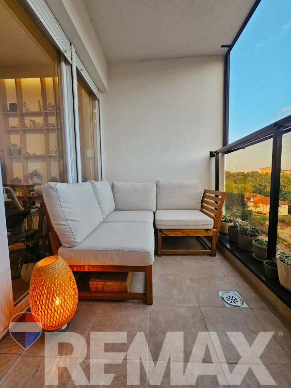 Moderan trosoban stan | 67m2 | River city | Kompletno namješten 19